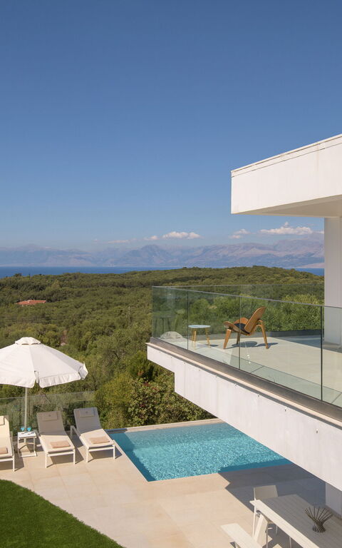 Villa Nafsika: Ansichten, Außen, Draussen, Garten