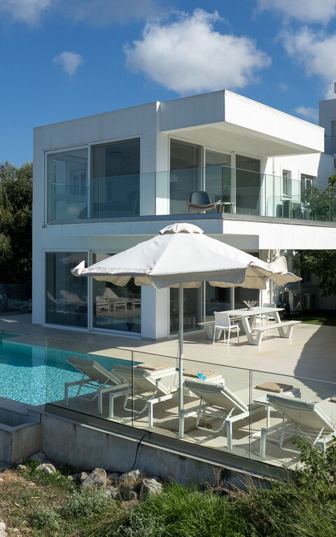 Villa Nafsika: Außen, Draussen, Schwimmbad