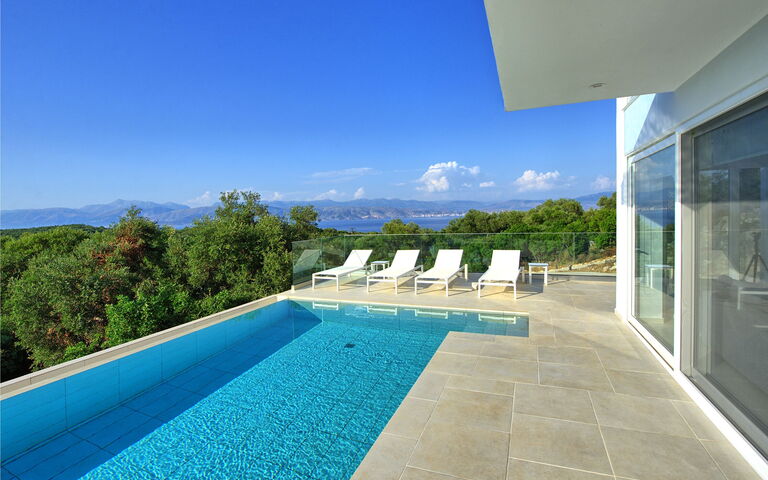 Villa Nafsika: Außen, Schwimmbad