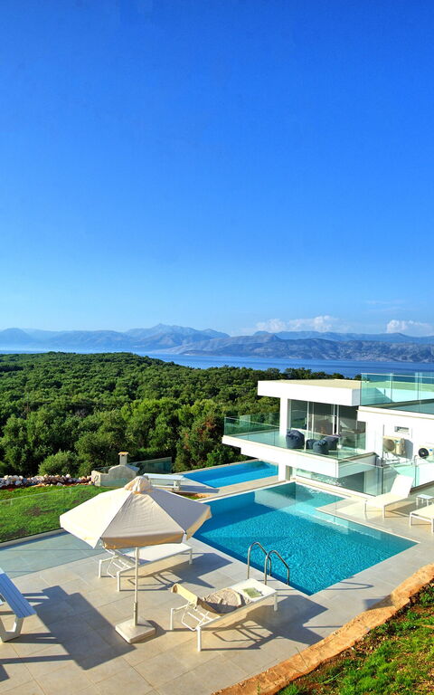 Villa Arete: Außen, Garten, Schwimmbad