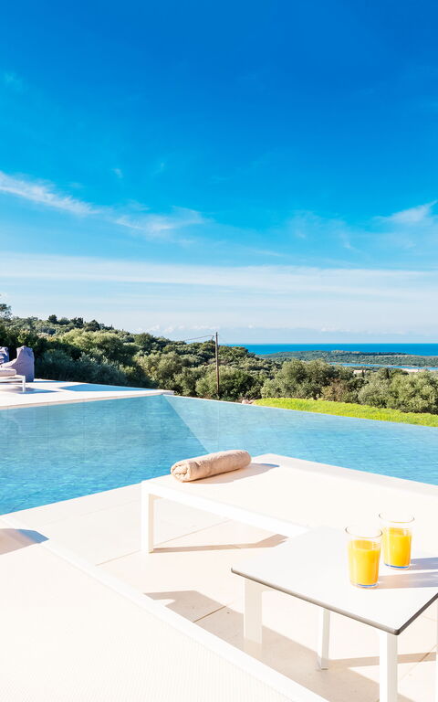 Villa Arete: Garten, Schwimmbad