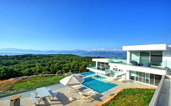 Villa Arete: Außen, Garten, Schwimmbad