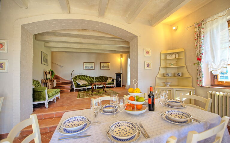 Casa Fioraie: Esszimmer, Wohnzimmer