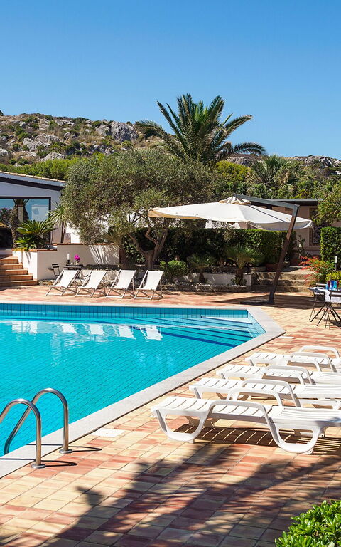 Villa Cala Mancina: Schwimmbad