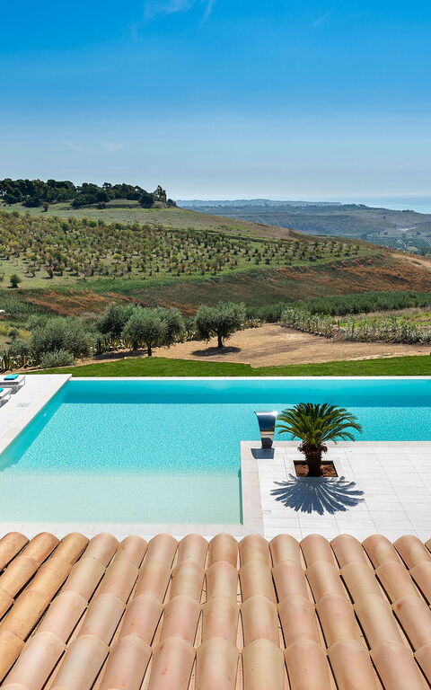 Villa Camemi: Ansichten, Draussen, Schwimmbad, Sommer