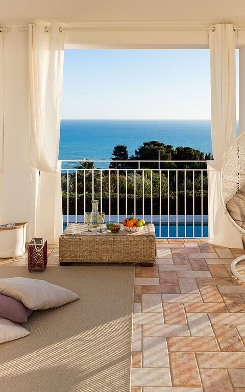 Villa Pales: Balkon / Terrasse / Patio, Draussen