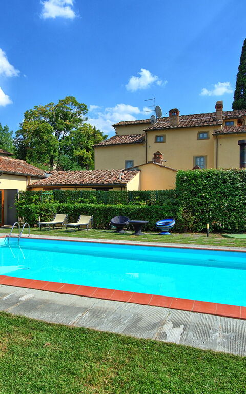 Santa Flora: Schwimmbad