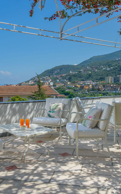 Villa Antonietta: Ansichten, Außen, Draussen