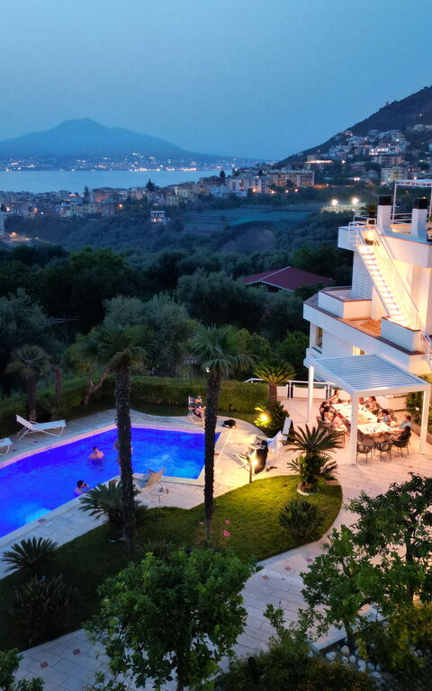 Villa Antonietta: Ansichten, Außen, Draussen, Schwimmbad