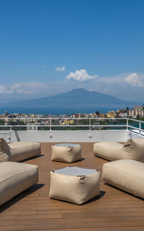 Villa Antonietta: Ansichten, Außen, Draussen