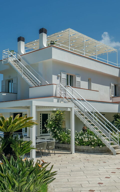 Villa Antonietta: Außen, Draussen, Haupteingang