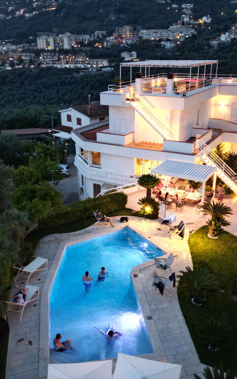 Villa Antonietta: Ansichten, Außen, Draussen, Schwimmbad