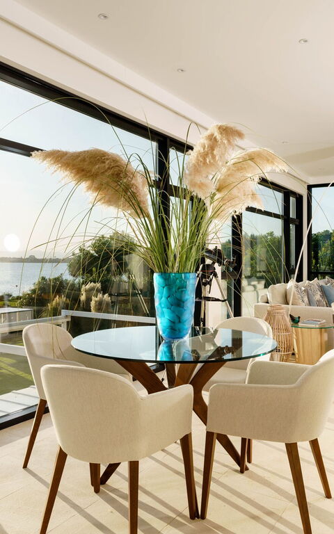 Villa Angelina: Esszimmer, Wohnzimmer