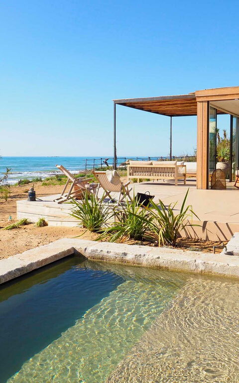 Circe: Garten, Schwimmbad, Sommer