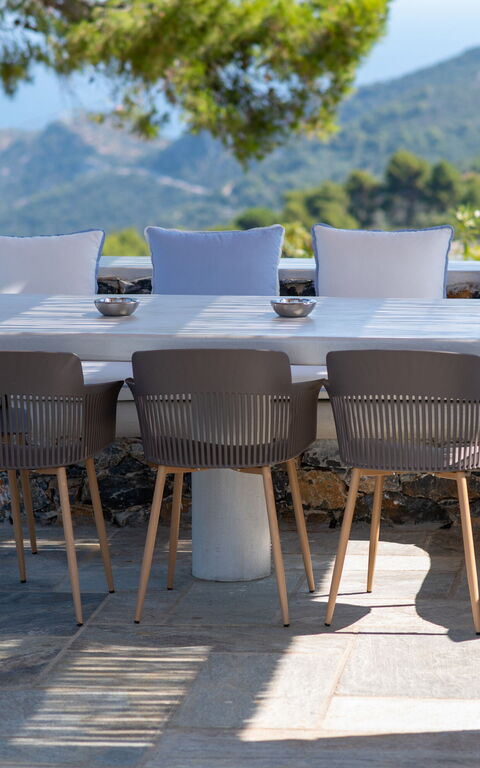 Villa Lyra: Draussen