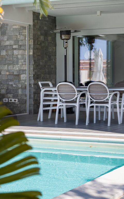 Villa Annalisa: Außen, Balkon / Terrasse / Patio, Draussen, Schwimmbad