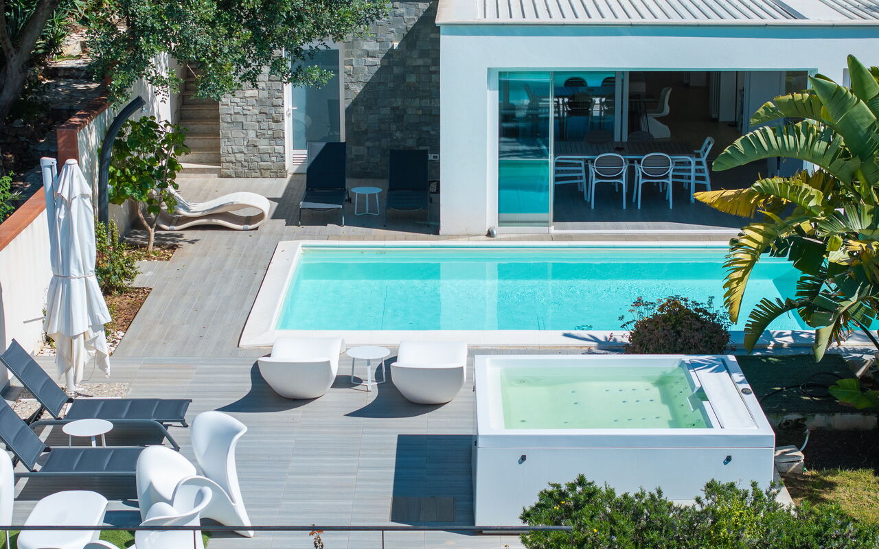 Villa Annalisa: Außen, Draussen, Schwimmbad, Whirlpool, Wohlergehen