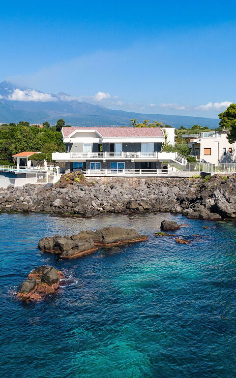 Villa Isabella: Ansichten, Draussen