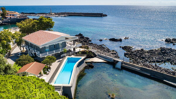 Villa Isabella: Ansichten, Draussen, Schwimmbad, Sommer