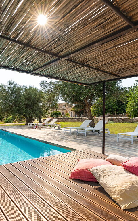 Villa Dimora Pura: Schwimmbad