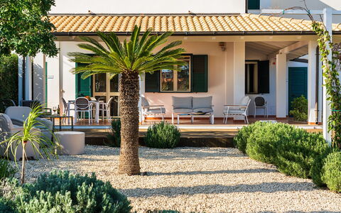 Unterkunft Euthalia: Außen, Draussen, Garten