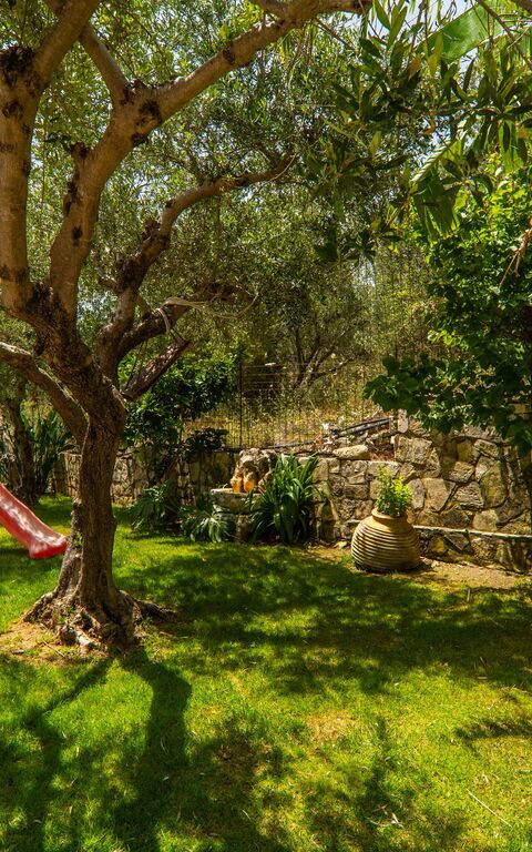 Villa Eftychia: Draussen, Garten