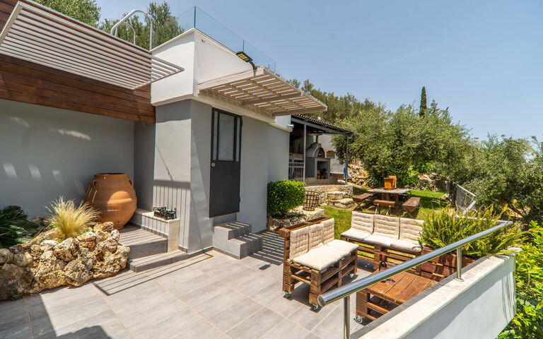 Villa Eftychia: Balkon / Terrasse / Patio, Draussen