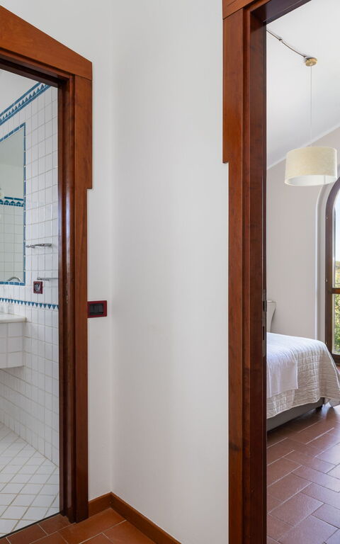 Villa Renina: Bad, Schlafzimmer