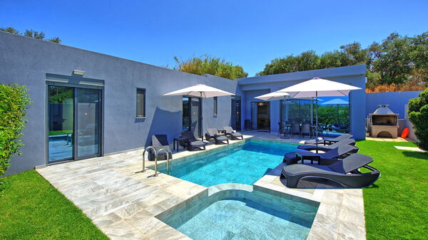 Villa Zaneti: Außen, Draussen, Garten, Schwimmbad, Sommer