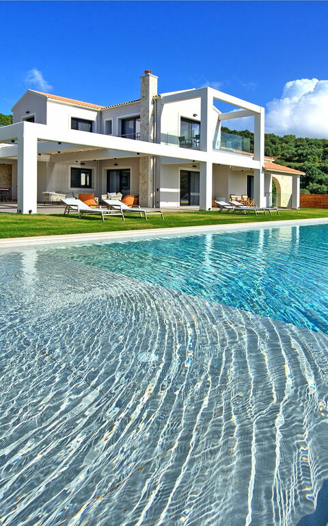 Villa Ebellina: Schwimmbad