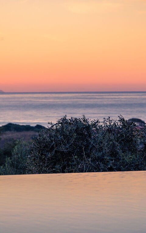 Villa Ebellina: Ansichten, Schwimmbad