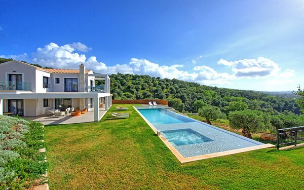 Villa Ebellina: Schwimmbad