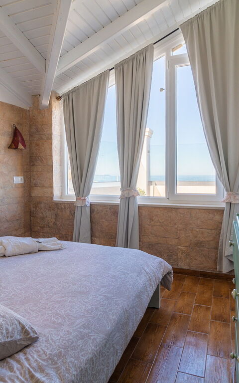 Beach Villa Athanasia: Schlafzimmer