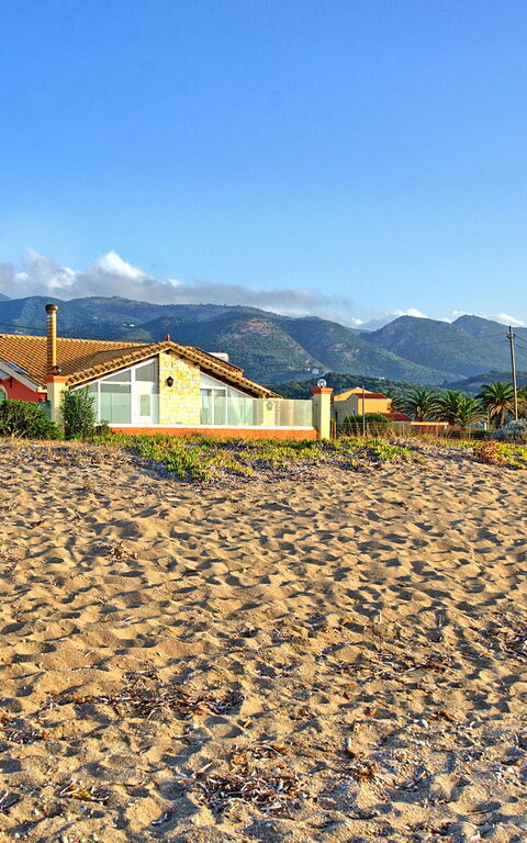 Beach Villa Athanasia: Draussen