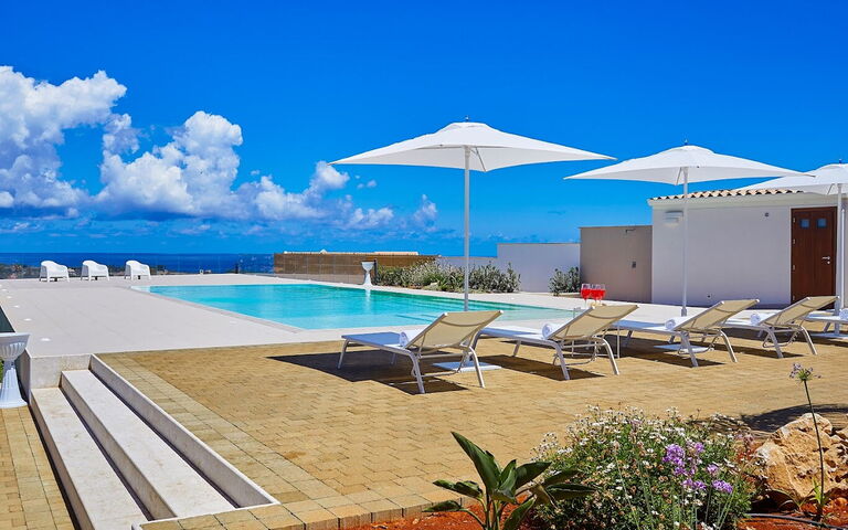 Villa Etesiae: Schwimmbad