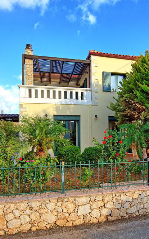 Villa Koules: Außen, Draussen