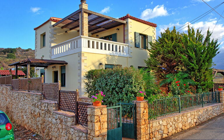 Villa Koules: Außen, Draussen