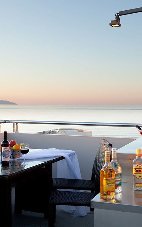 Cabanavillas Milano: Ansichten, Balkon / Terrasse / Patio