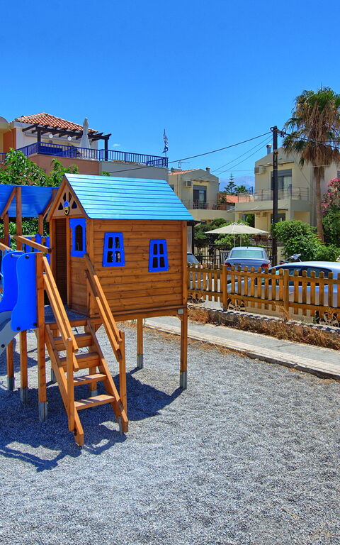 Houses By The Sea: Draussen