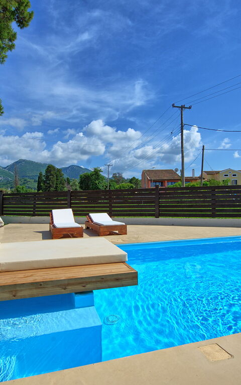 Beach Villa Christina: Schwimmbad