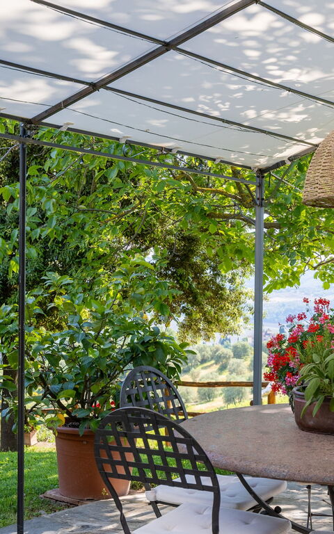 San Guido: Draussen, Garten