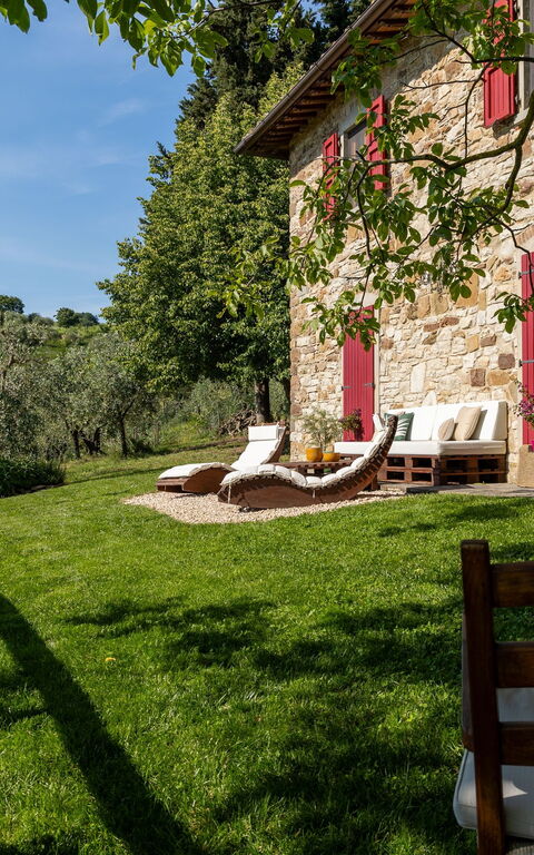 San Guido: Draussen, Garten