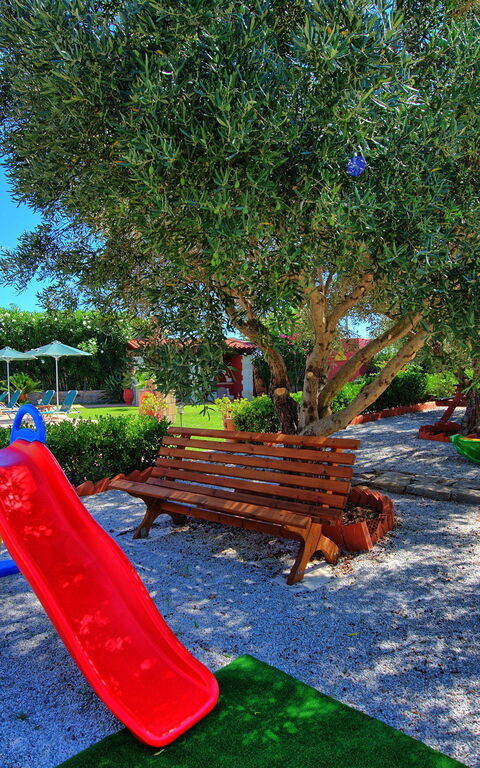 Villa Antina: Draussen, Garten