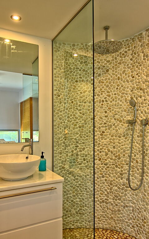 Villa Bluewhite: Bad