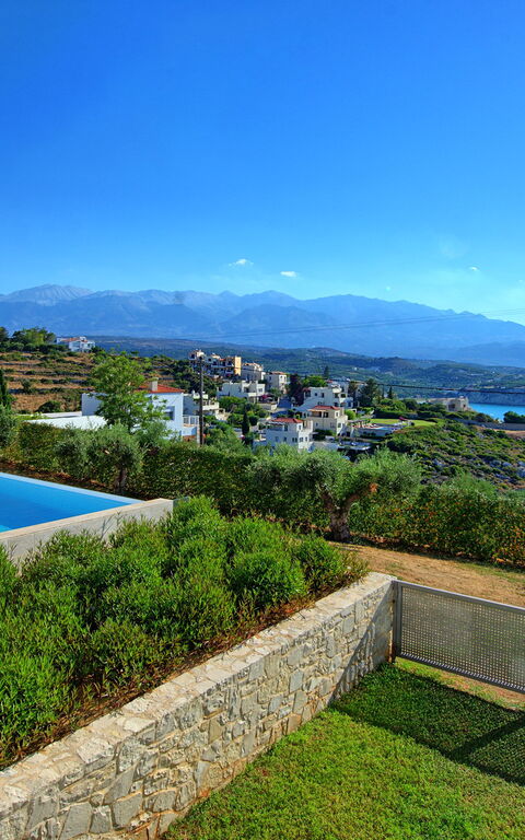 Villa Bluewhite: Ansichten, Draussen, Sommer