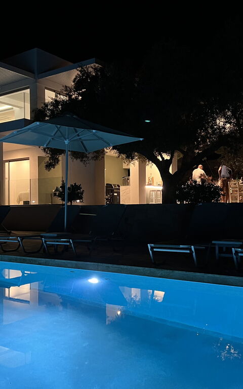 Villa Bluewhite: Draussen