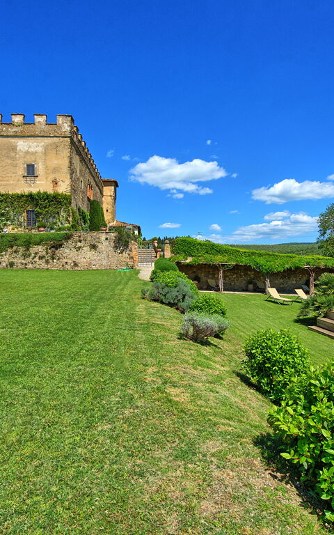 Villa Paneretta: Draussen, Garten, Schwimmbad, Sommer