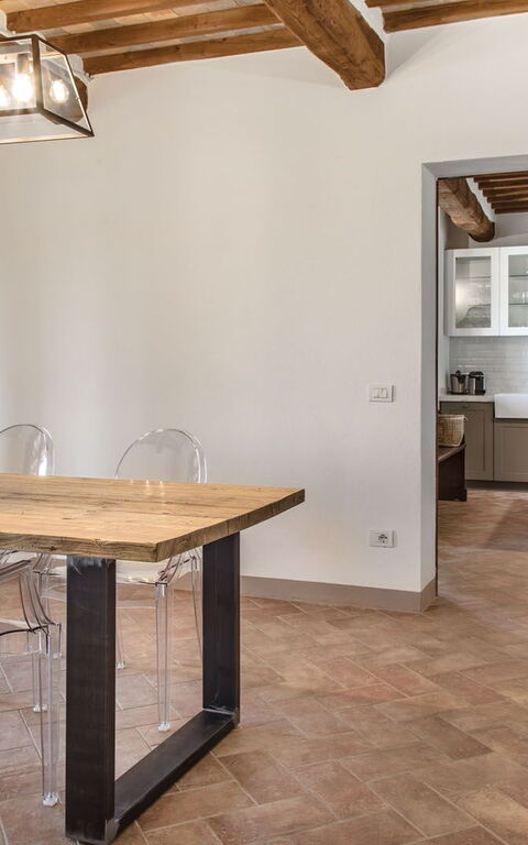 Villa Chiugi: Esszimmer