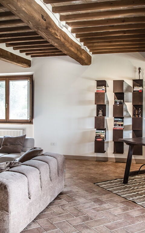 Villa Chiugi: Wohnzimmer