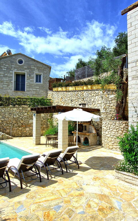 Villa Yaisemi: Schwimmbad